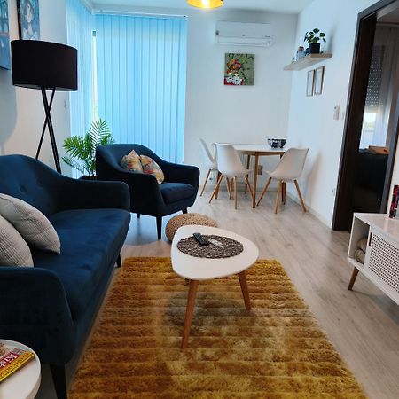 Pe-Ki Lux Apartman Székesfehérvár Екстериор снимка