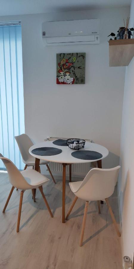 Pe-Ki Lux Apartman Székesfehérvár Екстериор снимка